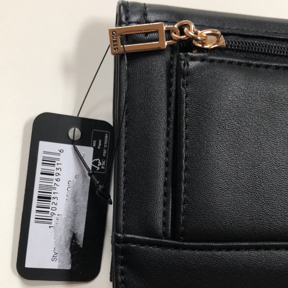 Guess - Black Wallet - Picture 5 of 13